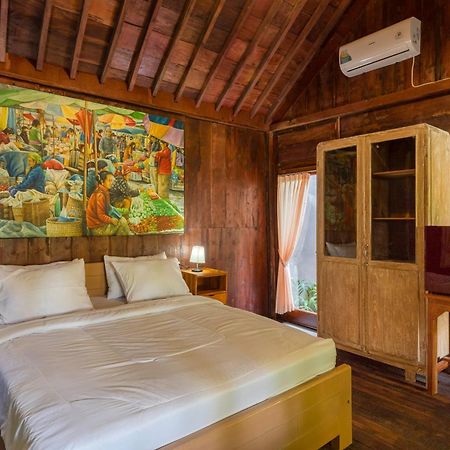 Tahlia'S Villa Sorongjukung Extérieur photo
