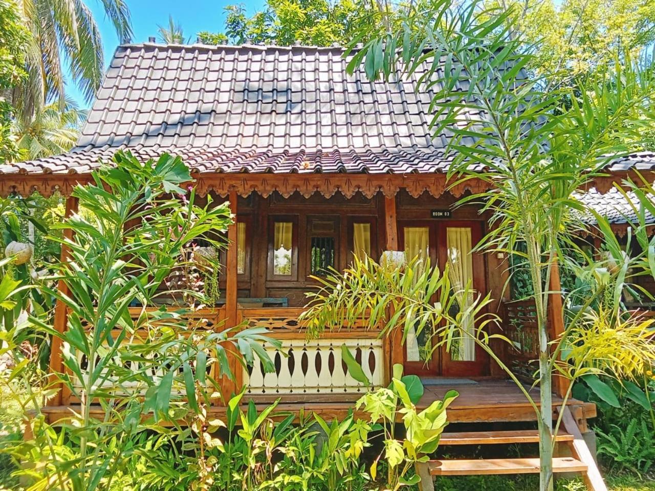 Tahlia'S Villa Sorongjukung Extérieur photo