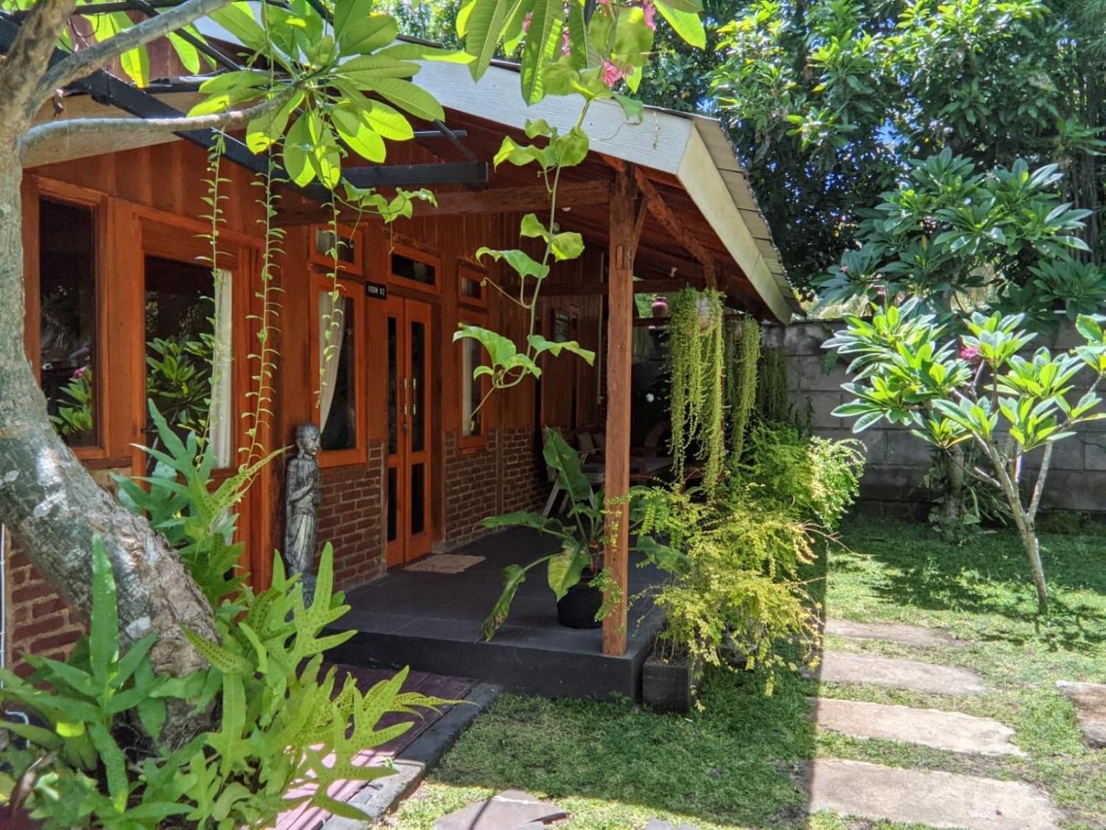 Tahlia'S Villa Sorongjukung Extérieur photo