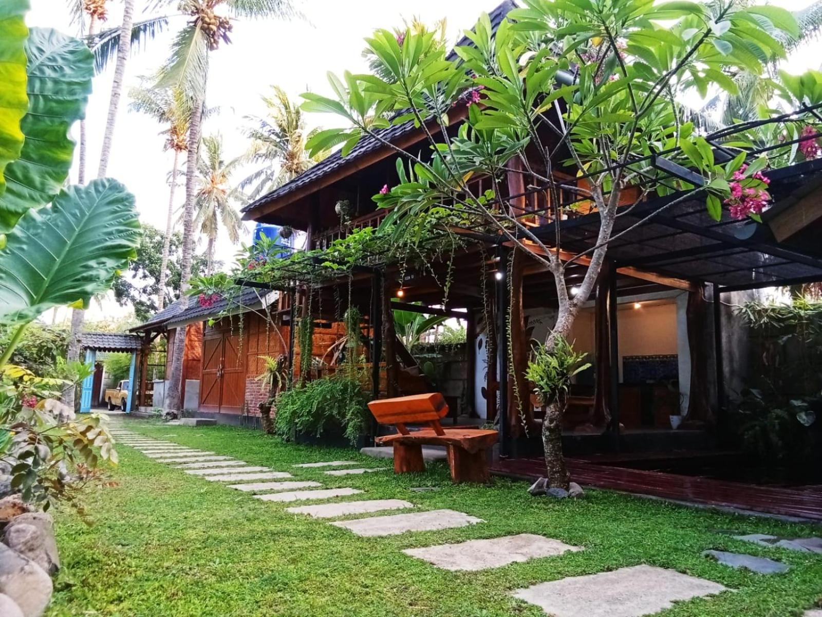 Tahlia'S Villa Sorongjukung Extérieur photo