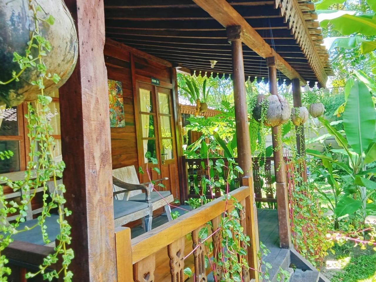 Tahlia'S Villa Sorongjukung Extérieur photo