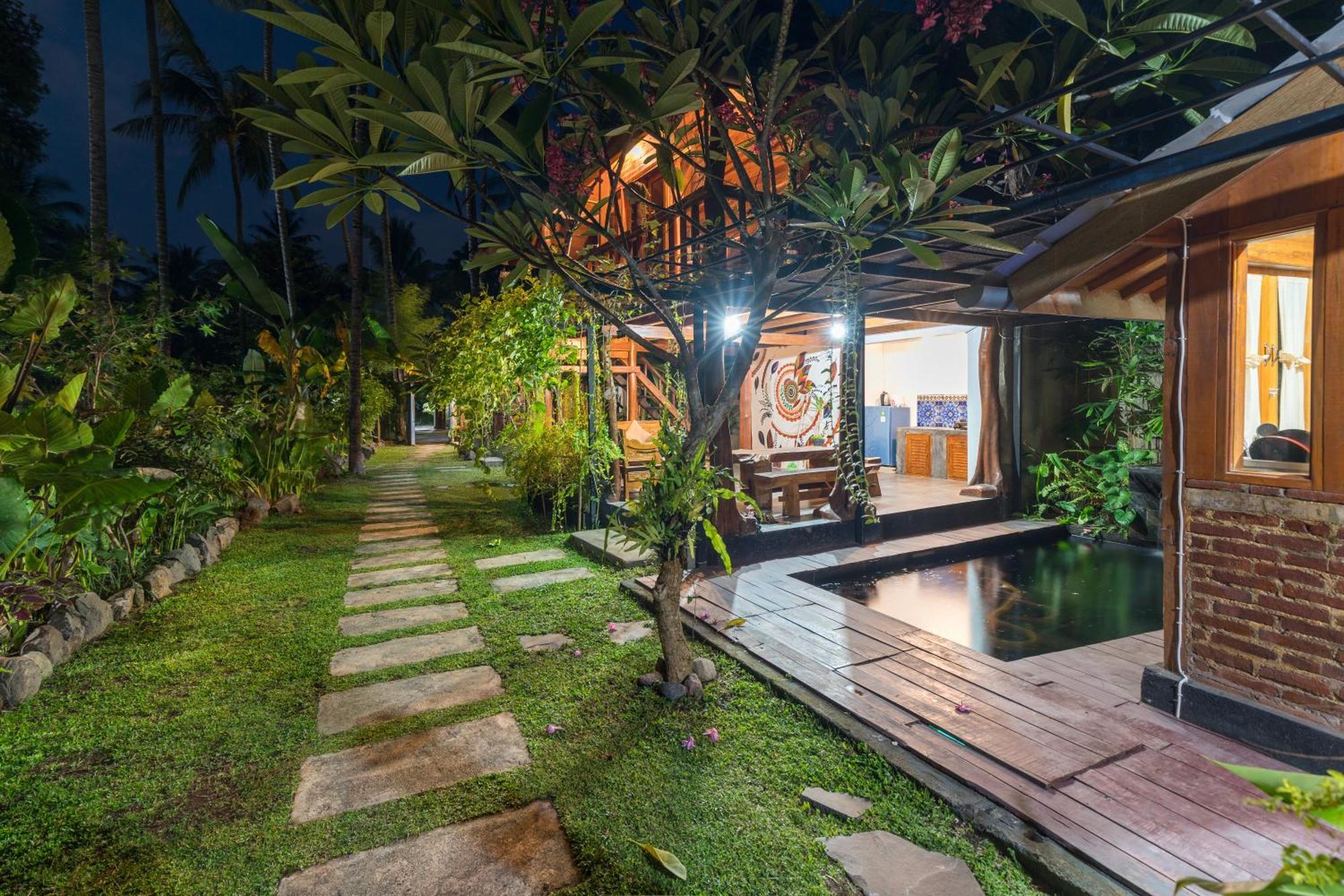 Tahlia'S Villa Sorongjukung Extérieur photo