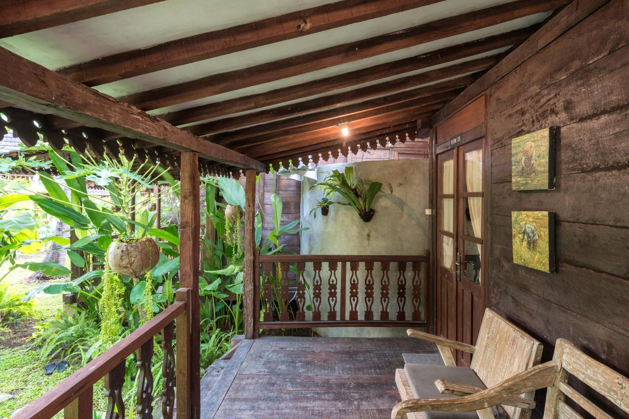 Tahlia'S Villa Sorongjukung Extérieur photo