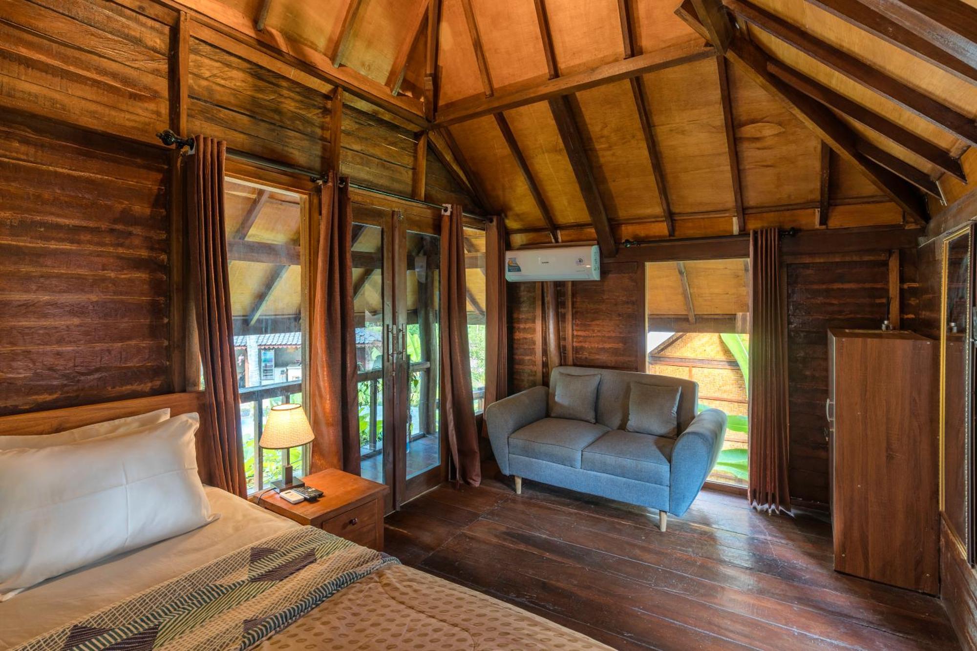 Tahlia'S Villa Sorongjukung Extérieur photo
